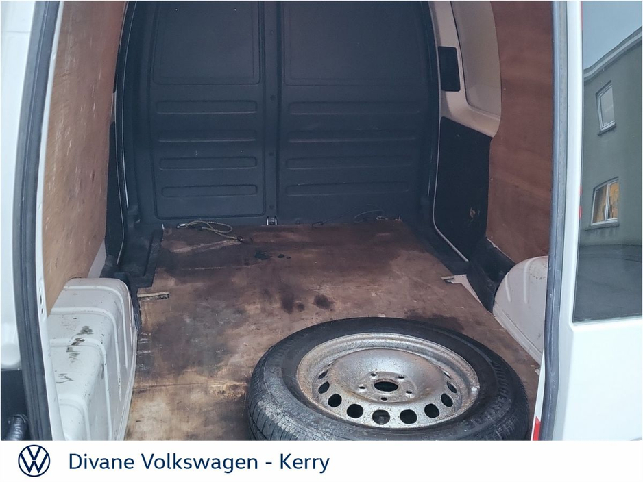 2014 Volkswagen Caddy 1.6TDI 102 BHP MAXI €5,950