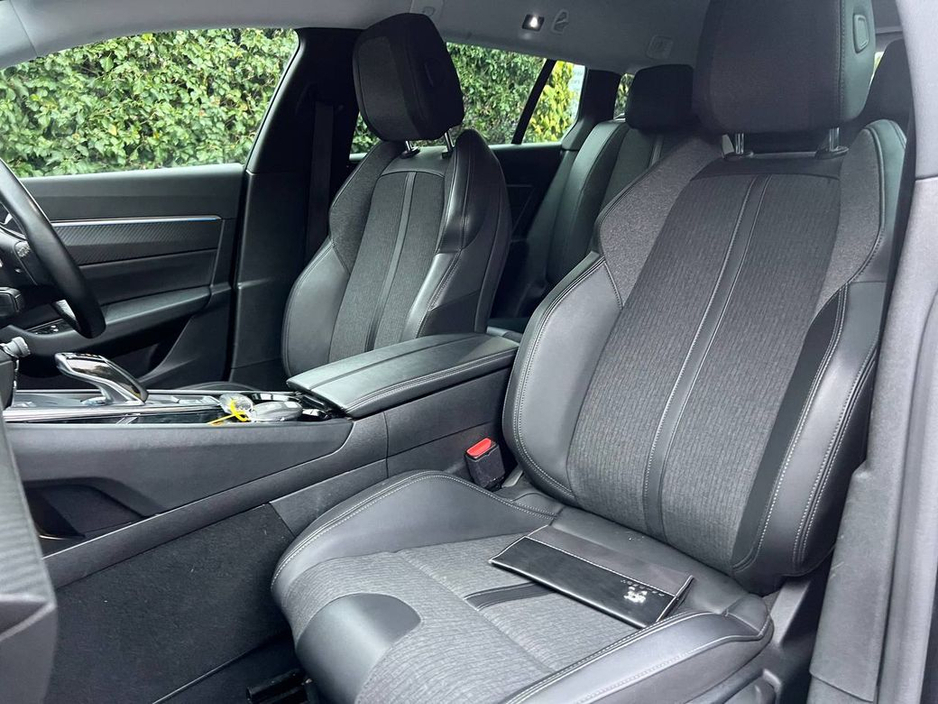 2022 Peugeot 508 - image 6