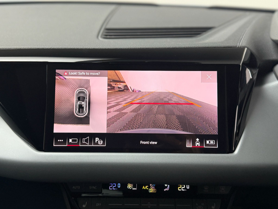 2024 Audi e-tron GT quattro - image 18