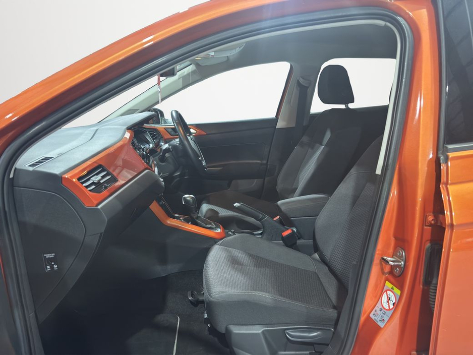 2020 Volkswagen Polo - image 14