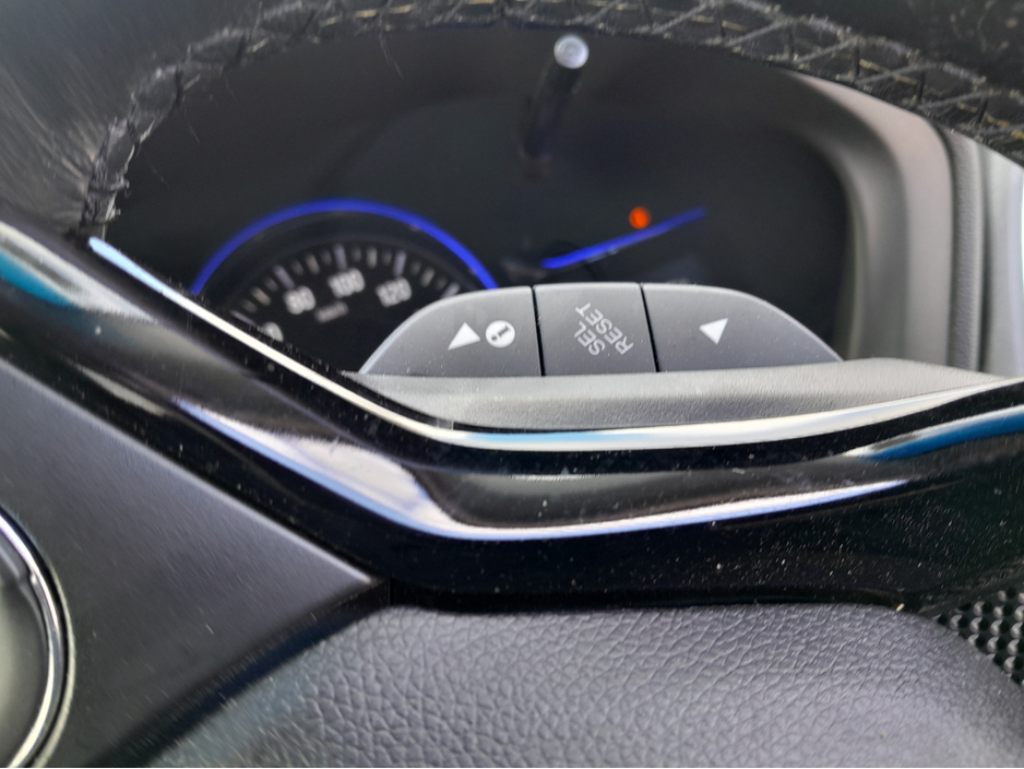 2015 Honda Vezel - image 29