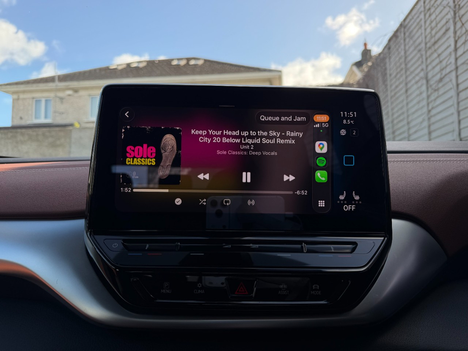 2022 Volkswagen ID.4 - image 14