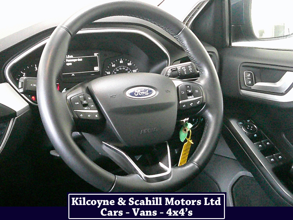 2019 Ford Focus - image 19