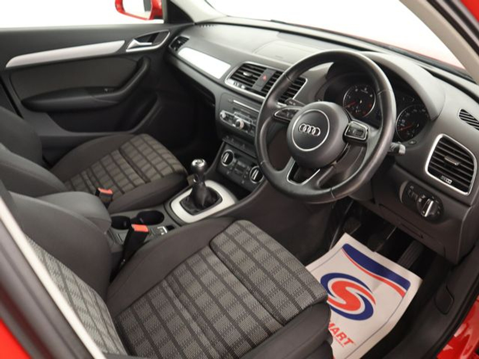 2016 Audi Q3 - image 10