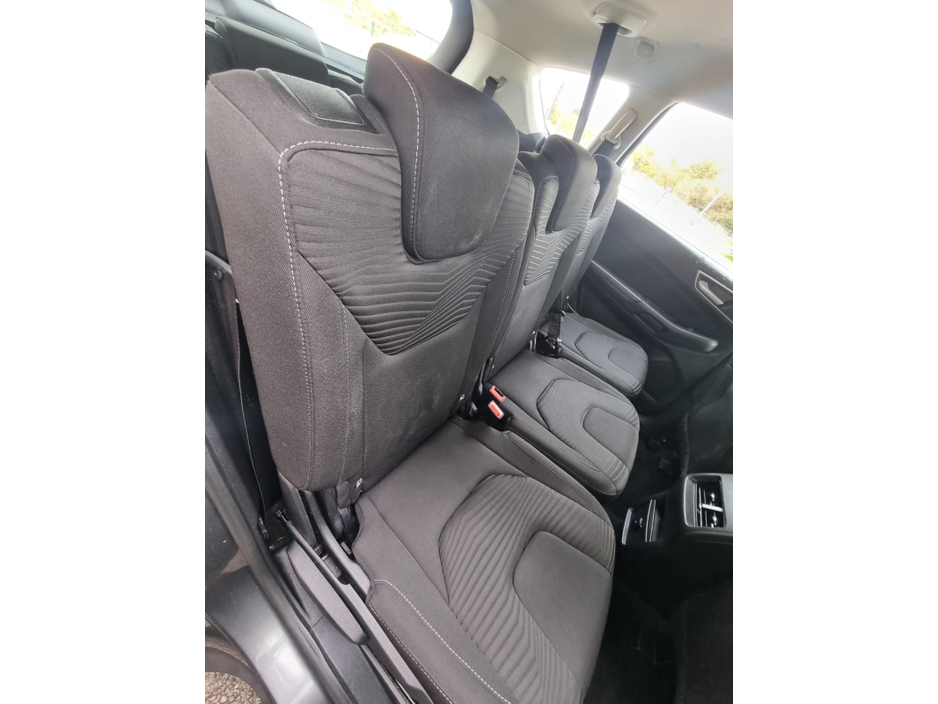 2016 Ford S-Max - image 19