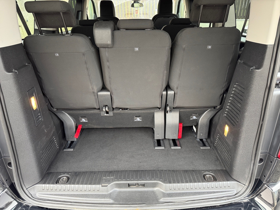 2019 Peugeot Traveller ACTIVE BLUE 1.5 HDI S/S**8 SEATER**NO VAT**ONE UK OWNER**FSH**MINT** €29,450