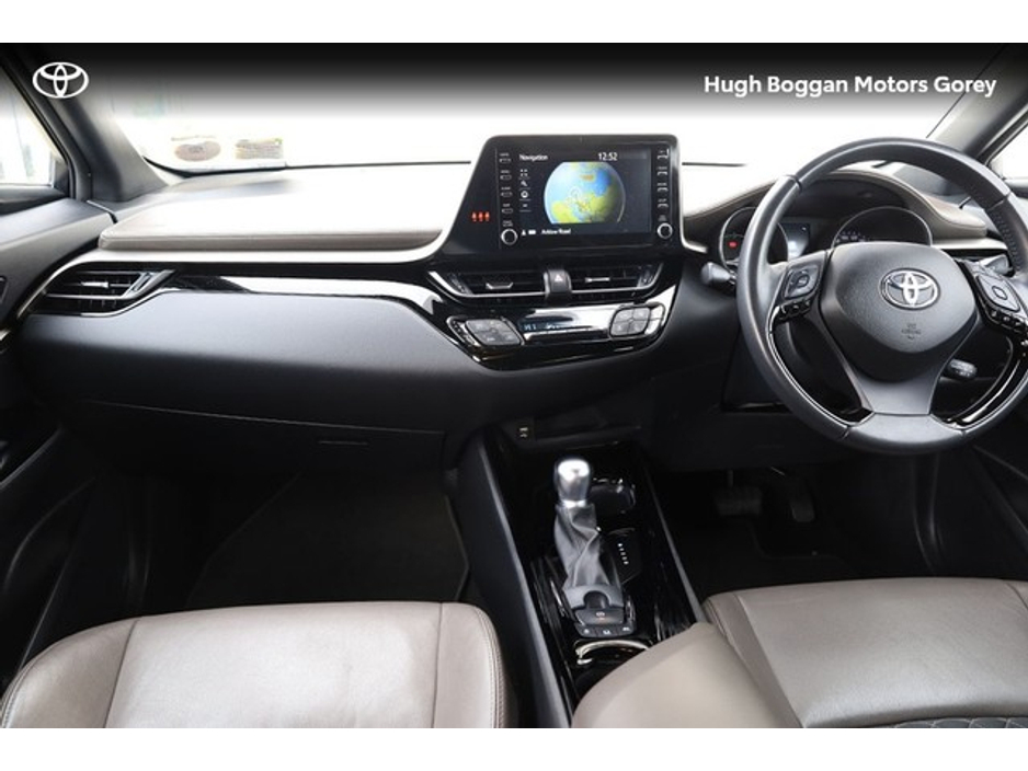 2022 Toyota C-HR HYBRID SOL 4DR AUTO €26,950