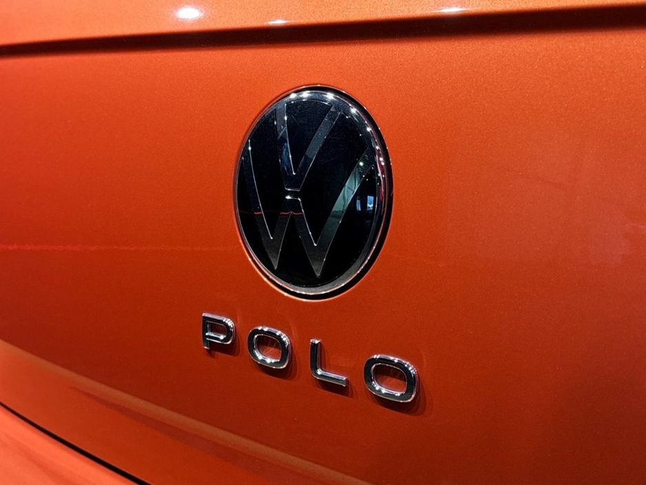 2022 Volkswagen Polo - image 11