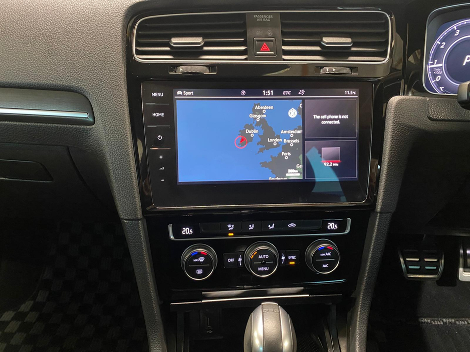 2018 Volkswagen Golf - image 13