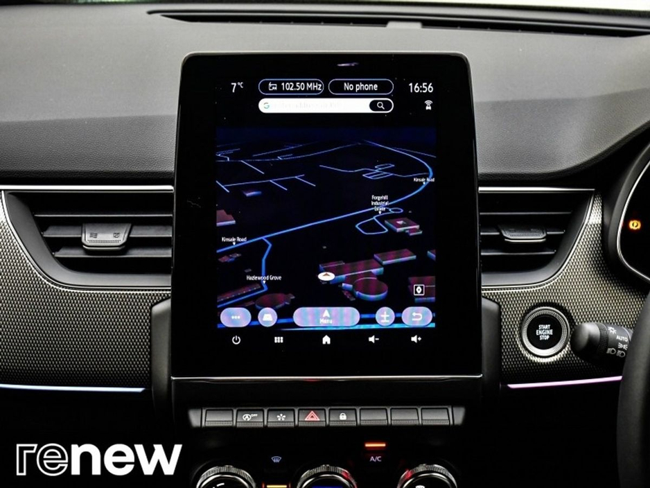 2025 Renault Arkana - image 24