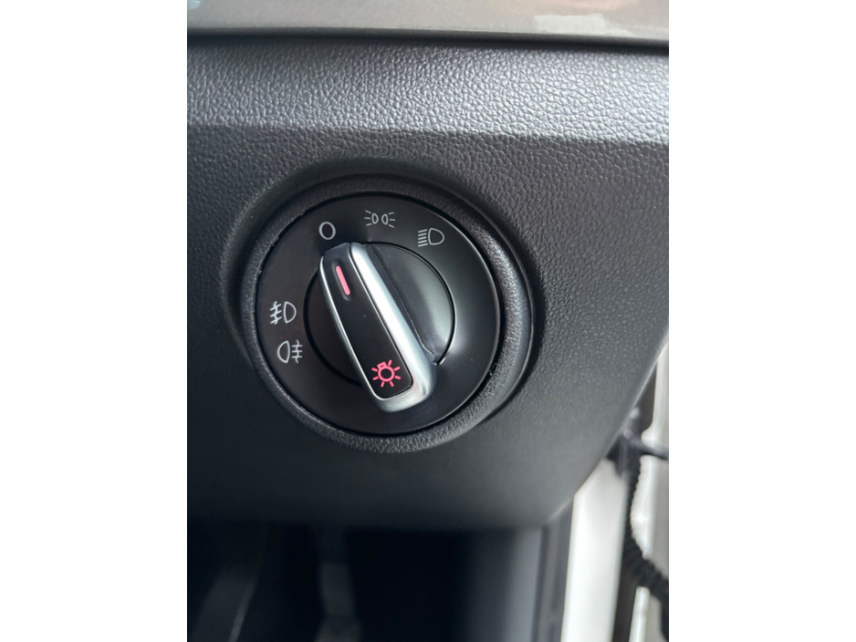 2015 Volkswagen up! 1.0 75BHP TAKE UP €7,500