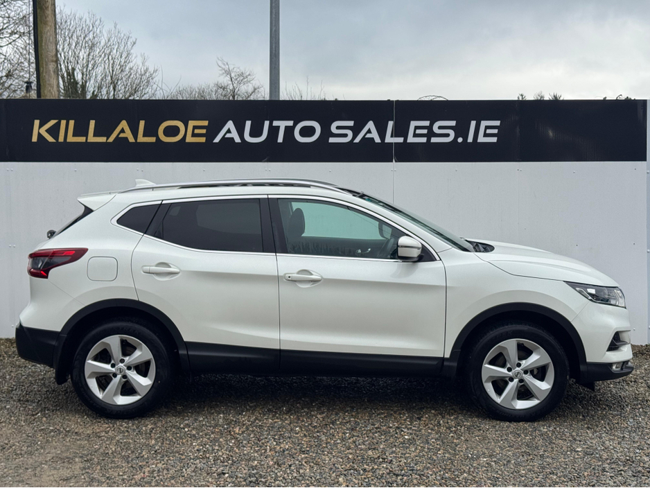 2018 Nissan Qashqai 1.5 SV SP 18 4DR sunroof €12,950