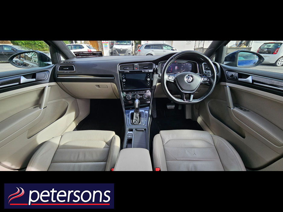 2019 Volkswagen Golf - image 16