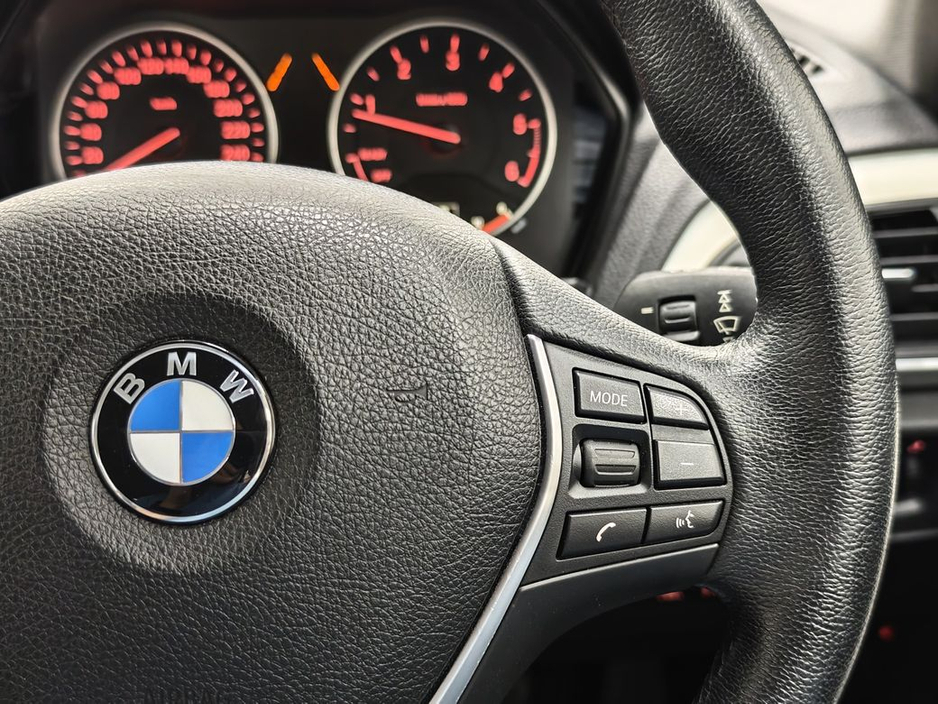 2017 BMW 1 Series - image 30