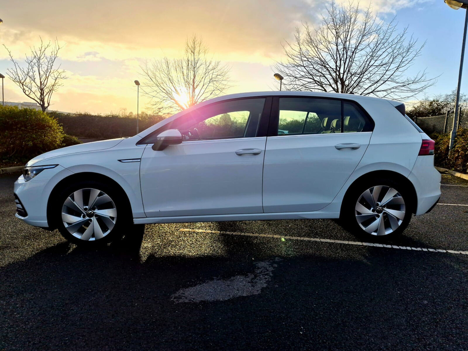 2022 Volkswagen Golf 1.5 TSI 130HP Style €24,999