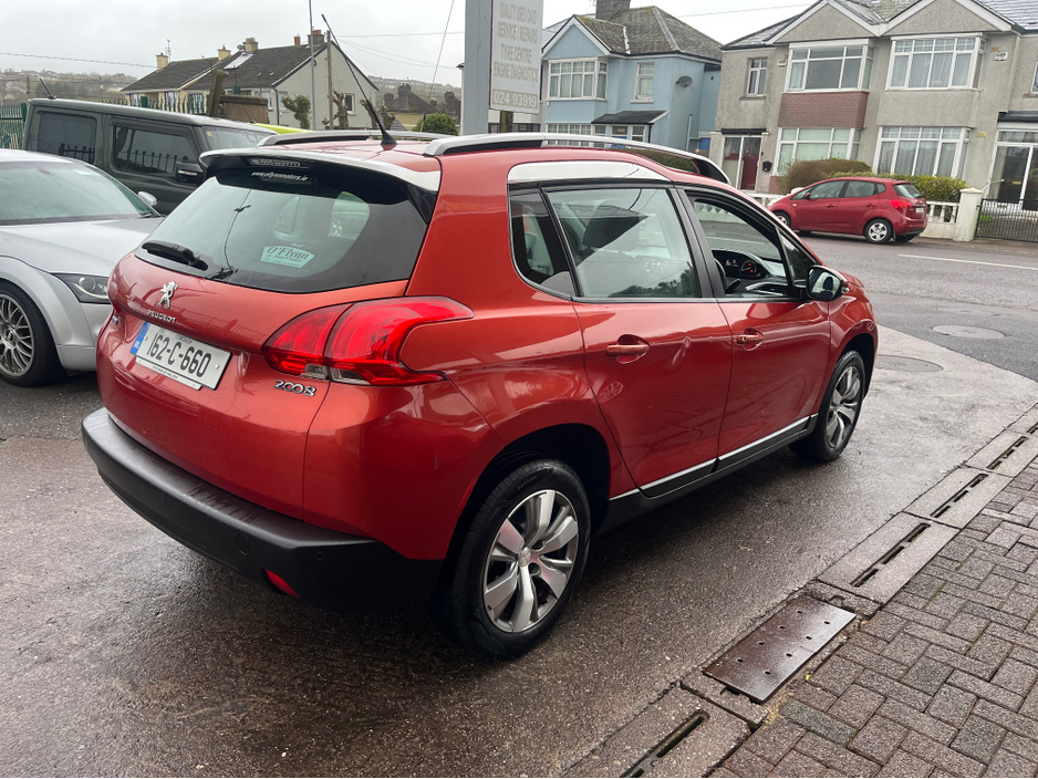2016 Peugeot 2008 - image 3