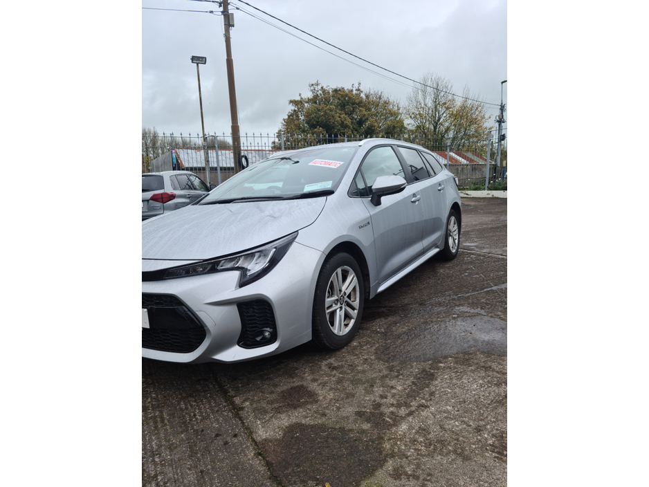 2025 Suzuki Swace - image 2