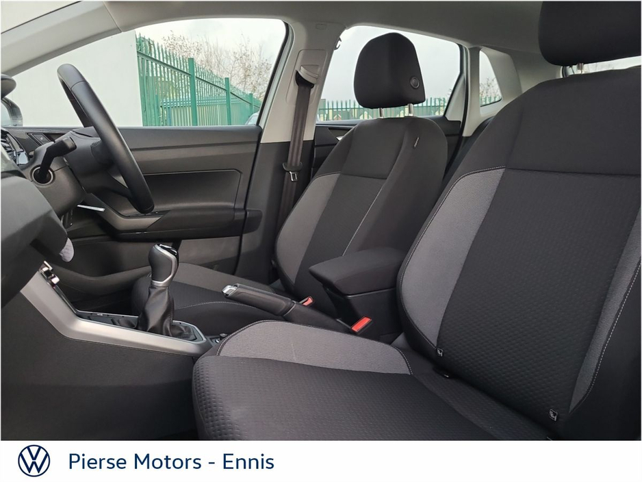 2025 Volkswagen Polo - image 7
