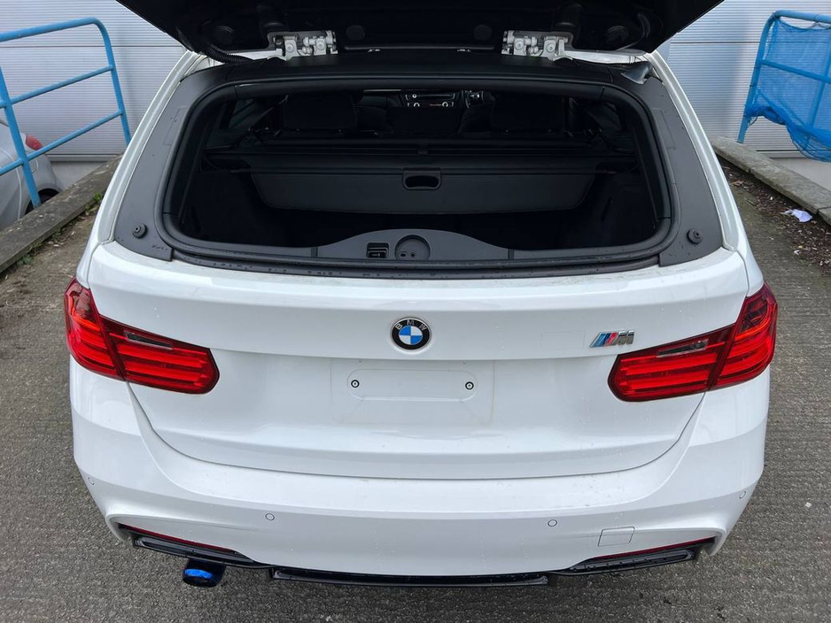 2013 BMW 3 Series - image 15