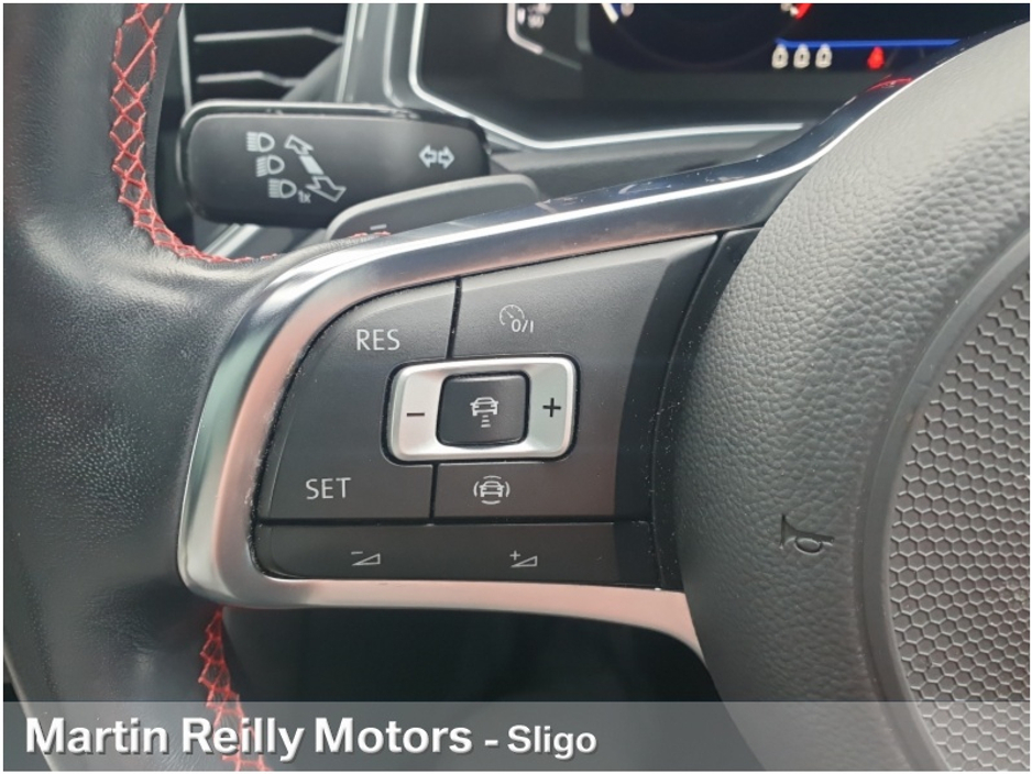 2022 Volkswagen T-Roc R-LINE 1.5 TSI AUTO €30,445