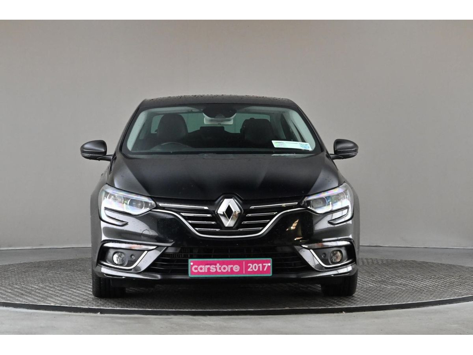 2017 Renault Megane - image 2