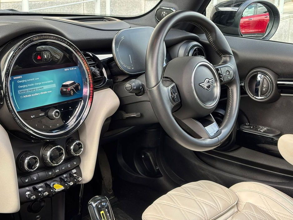 2023 MINI Cooper S - image 13