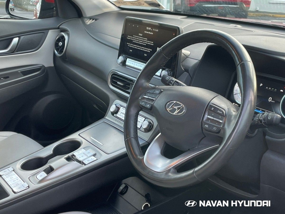 2022 Hyundai Kona EV Premium 64 kWh €21,850