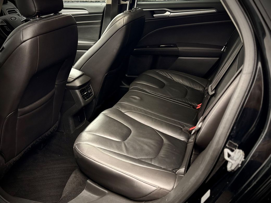 2016 Ford Mondeo - image 12