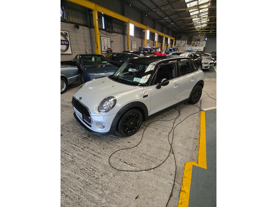 2018 MINI Hatch XS52 4DR COOPER// STUNNING CAR IRSIH CAR FROM NEW FULL MAIN DEALER SERVICE HISTORY €14,950