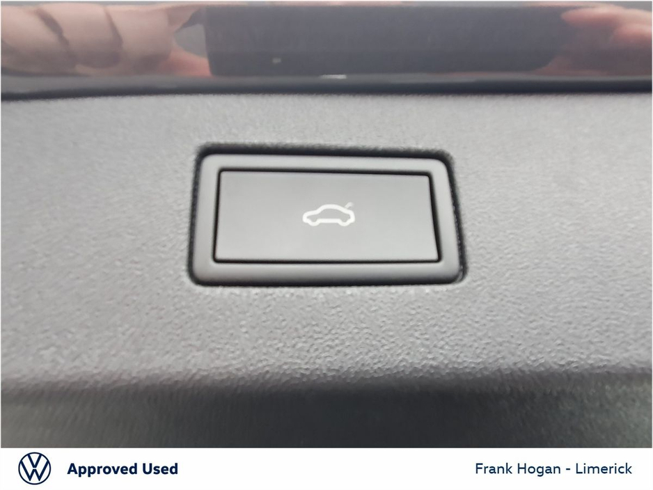 2024 Volkswagen Tiguan 2.0 TDI 150HP R-Line DSG €51,900