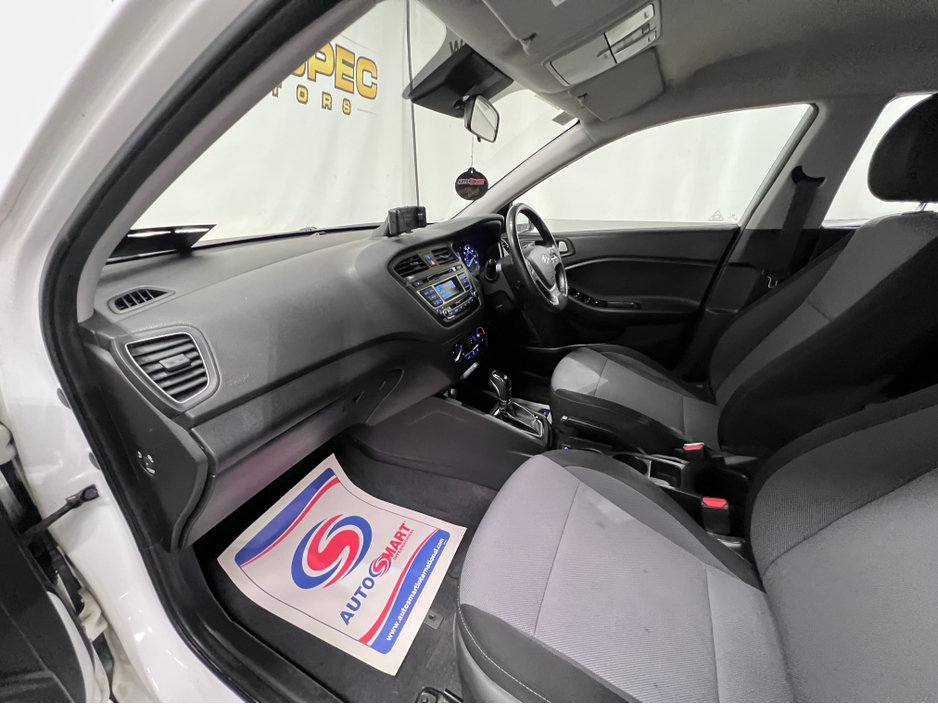2018 Hyundai i20 2018 HYUNDIA i20 PETROL 1.4 AUTO DELUX MODEL €1