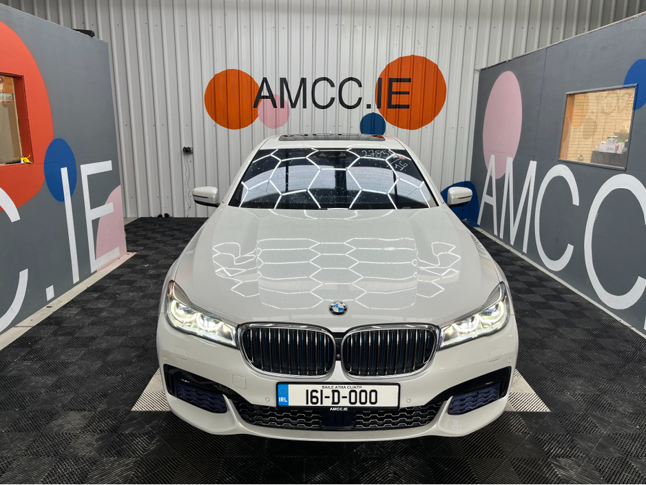 2016 BMW 7 Series 2016 BMW 740E IPERFORMANCE M-SPORT 2.0 AUTOMATIC / CRUISE CONTROL / 360° PARKING CAMERA / ELECTRIC MEMORY HEATED & MASSAGING SEATS / HEATED REAR SEATS / PANORAMIC SUNROOF / PADDLE SHIFTERS AND MORE