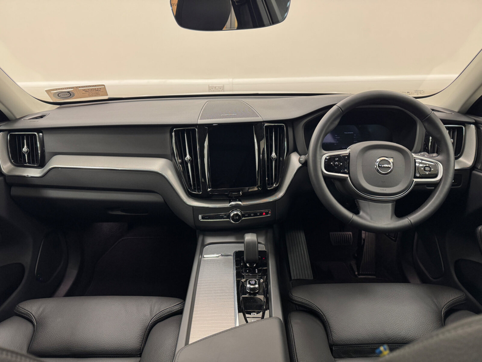 2025 Volvo XC60 T6 AWD PHEV Plus Dark €66,000