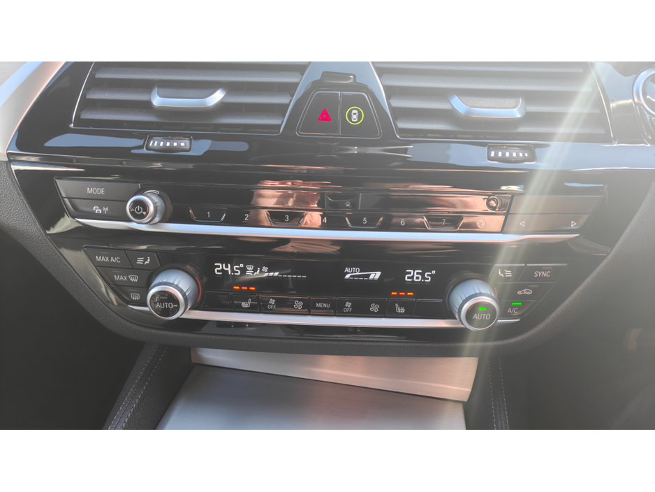 2019 BMW 5 Series - image 27