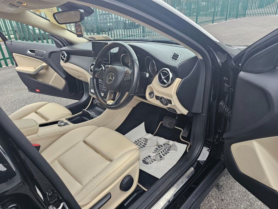 2019 Mercedes-Benz GLA Class - image 11