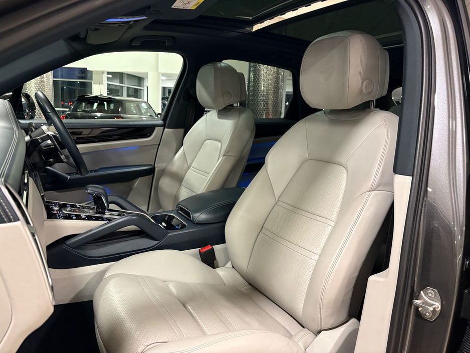 2020 Porsche Cayenne 3.0 V6 E-HYBRID=HUGE SPEC//PAN ROOF//201 D REG=TAILORED FINANCE PACKAGES INCL PCP AVAILABLE=TRADE IN'S WELCOME €59,995