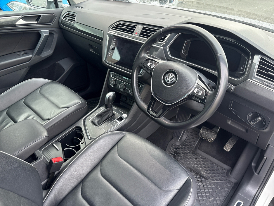 2020 Volkswagen Tiguan - image 6