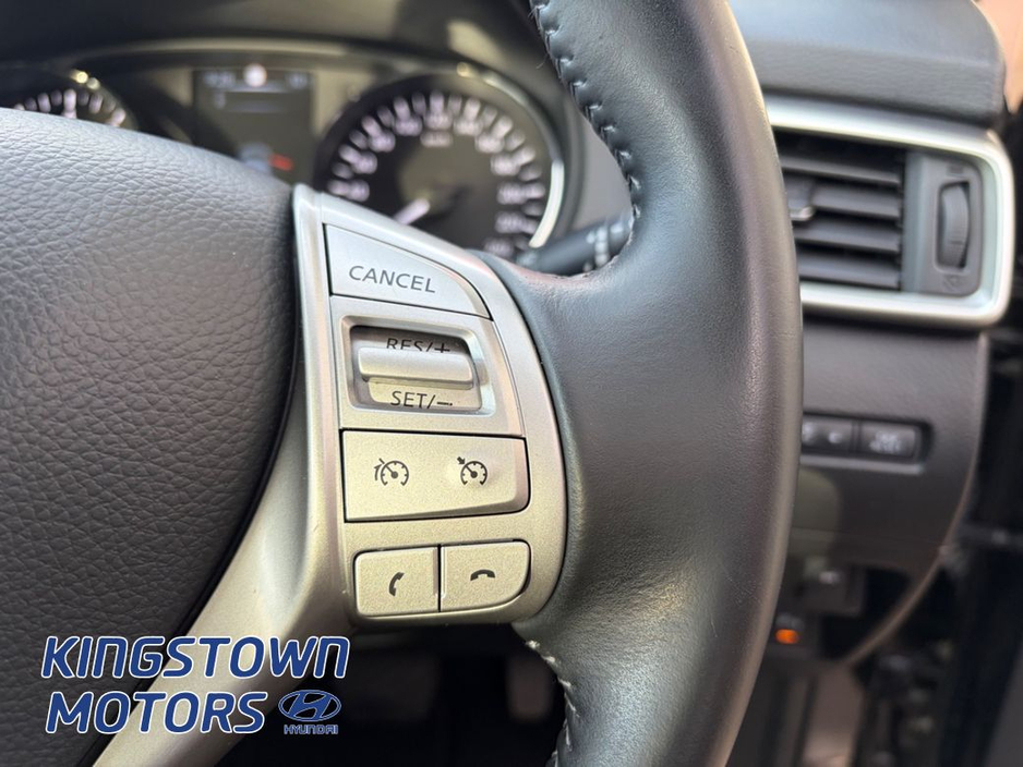 2017 Nissan Qashqai - image 13