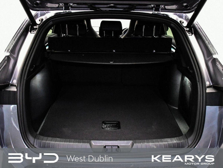 2025 BYD Seal U - image 8