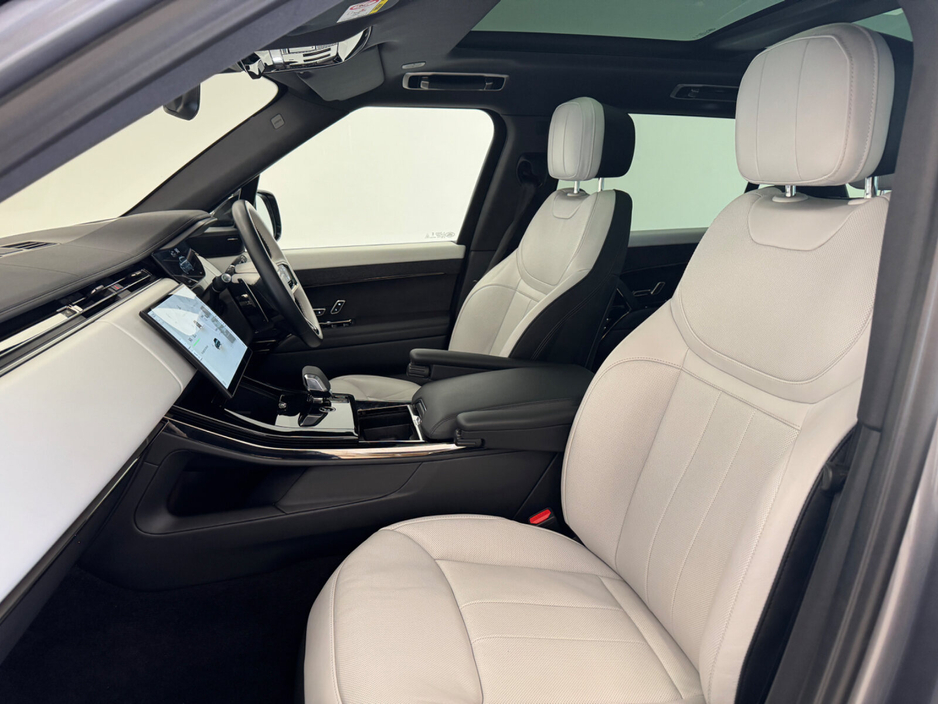 2024 Land Rover Range Rover Sport 3.0 I6 400 PS AWD Auto Dynamic HSE €104,000