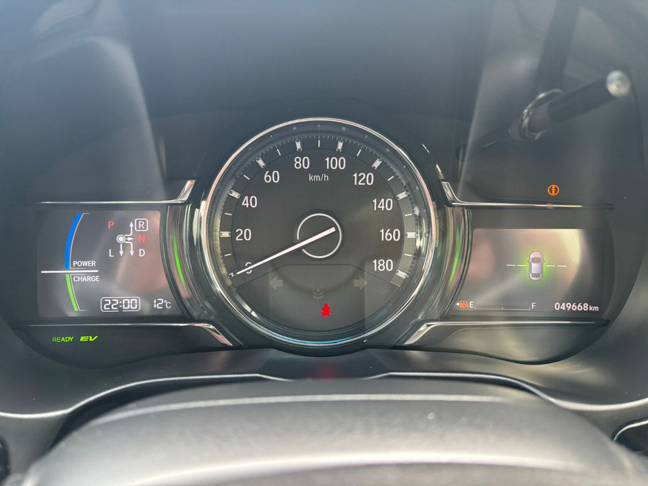 2019 Honda Grace - image 14