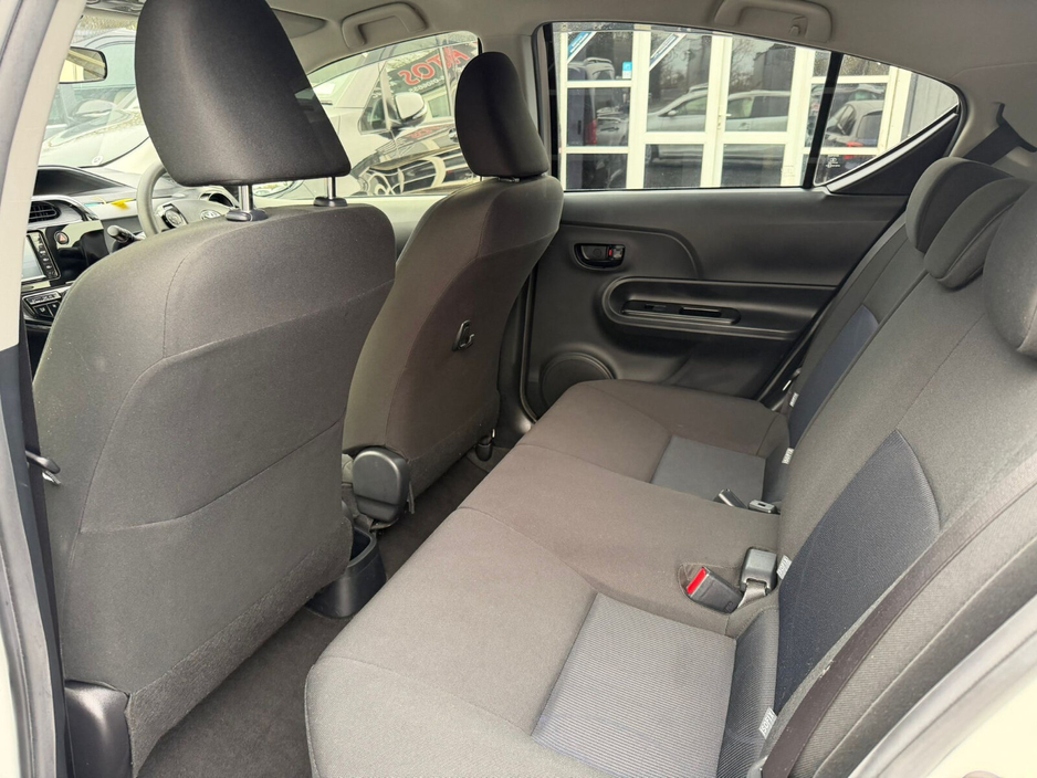 2019 Toyota Aqua - image 18