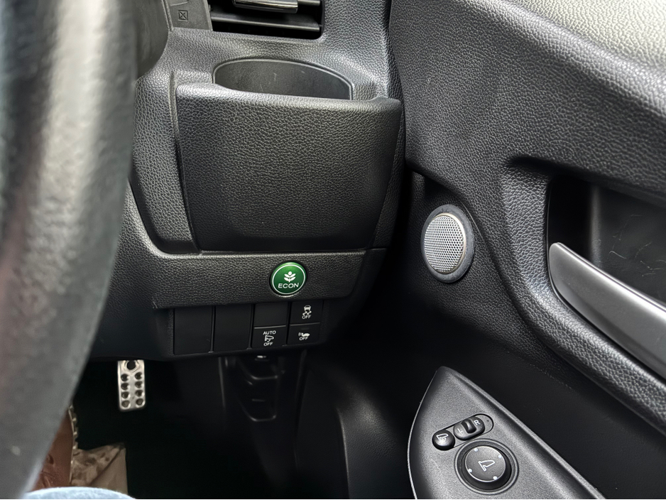 2015 Honda Fit 1.5i Petrol Hybrid Automatic S Model €11,950