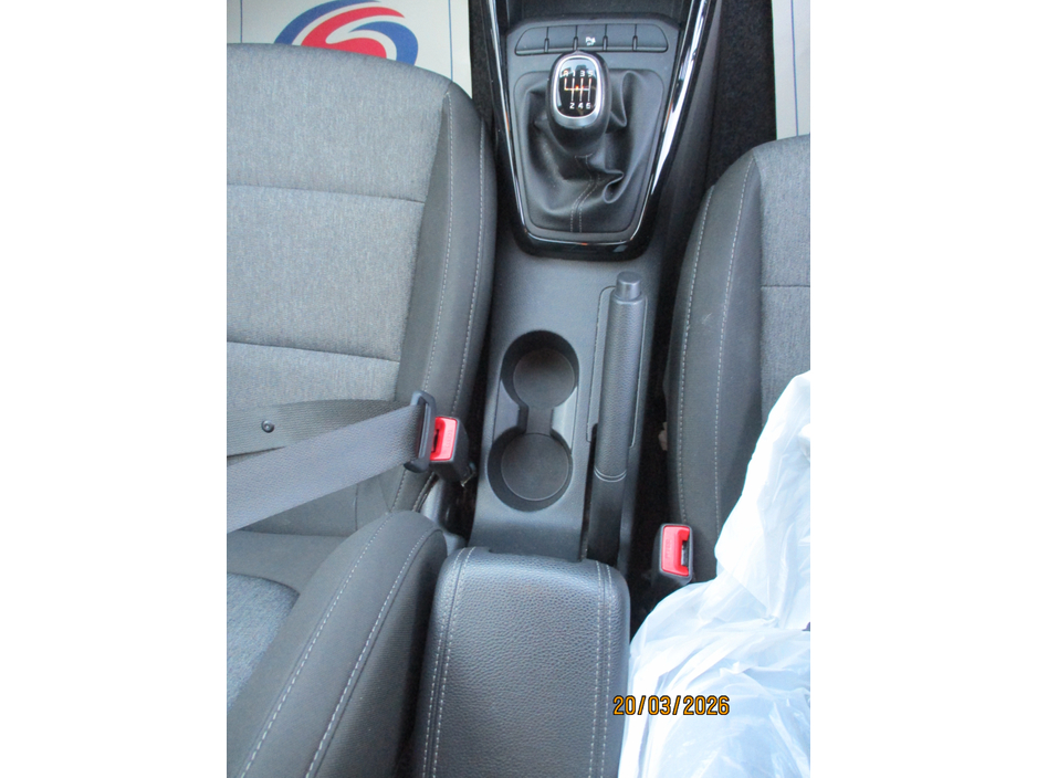 2023 Kia Stonic - image 19