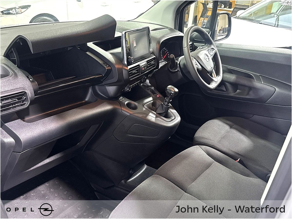 2024 Opel Combo KOMF L1 H1 100PS €19,995