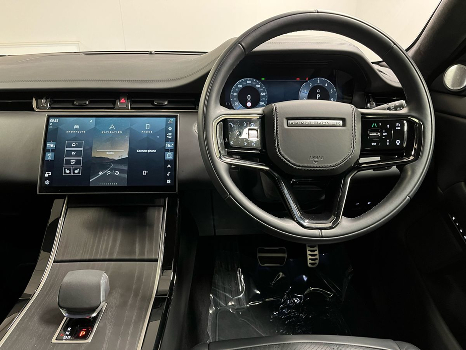 2025 Land Rover Range Rover Evoque - image 14
