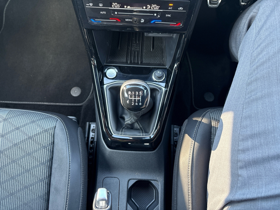 2025 Volkswagen T-Cross - image 20