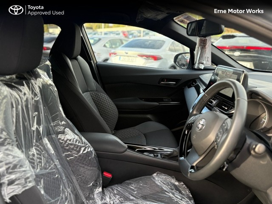 2023 Toyota C-HR C-HR HYBRID SPORT €30,450