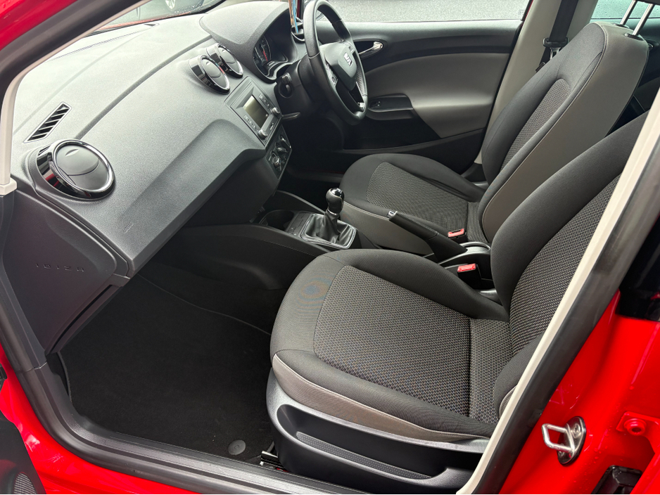 2016 SEAT Ibiza - image 6