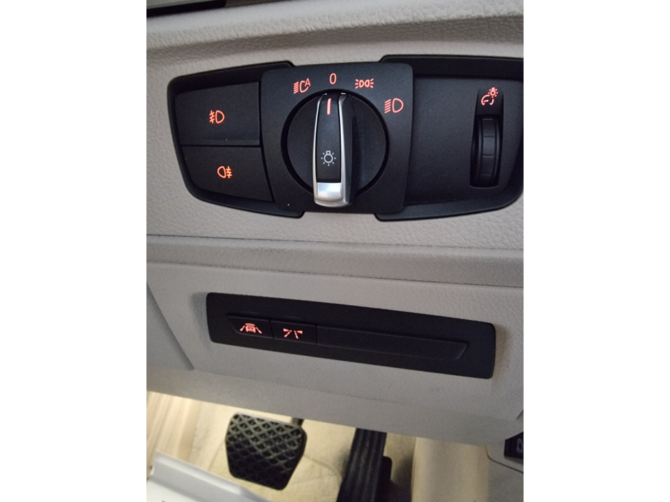 2014 BMW 1 Series - image 23